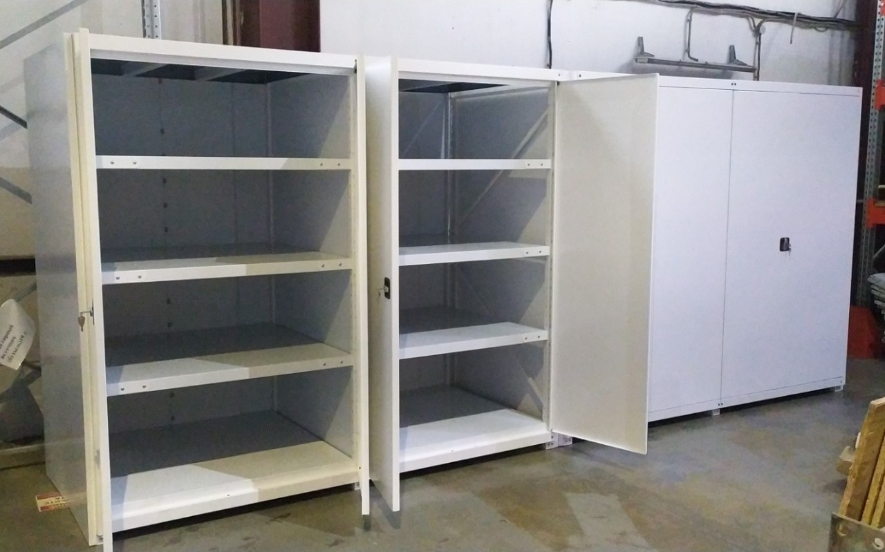 Среднегрузовые стеллажи для склада серии СГС