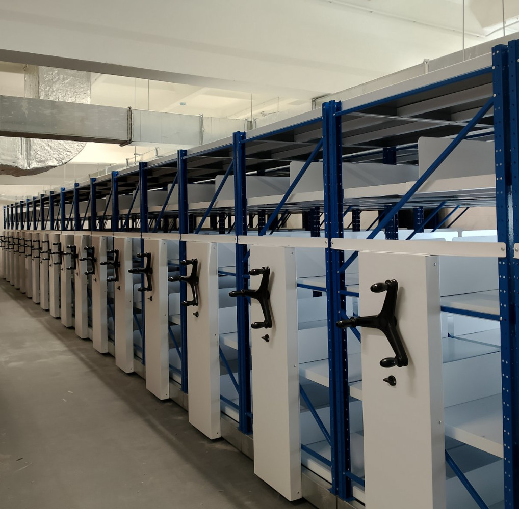 Складские стеллажи мобильные СБ-СГС