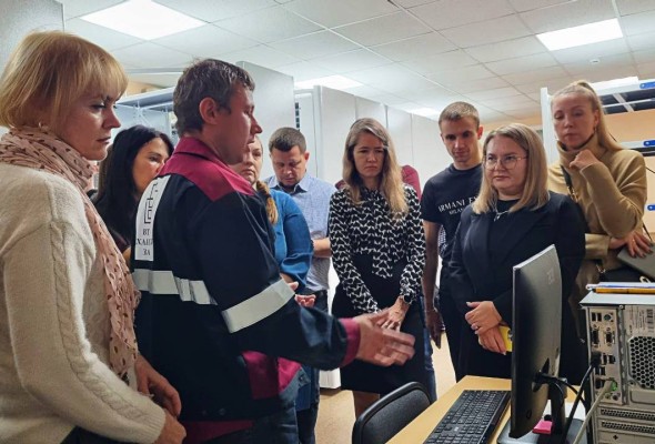 Обучение сотрудников компании на заводе